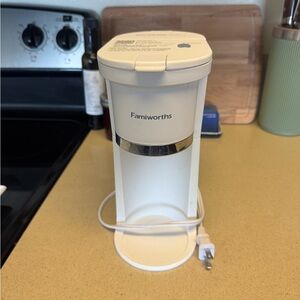 White Single Serve Coffee Brewer